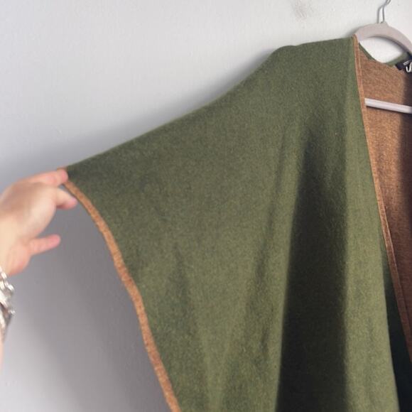 Kerisma angora blend open front drapes knit sweater poncho sz OS - Picture 3 of 5